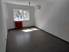 Trivale, Pitesti